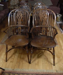 Set 8 English Farmhouse Windsor Dining Chairs