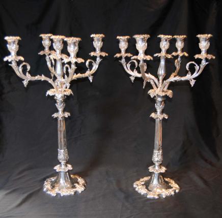 Candelabros de plata rococó chapado