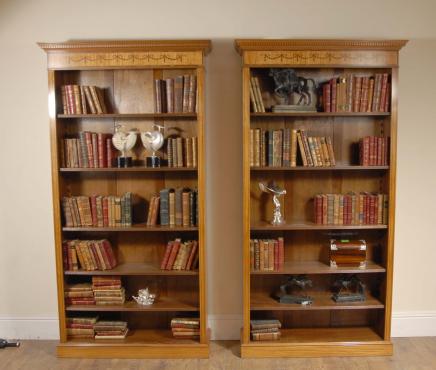 Pair 7 Ft Engels  Regency Open Sheraton Boekenkasten