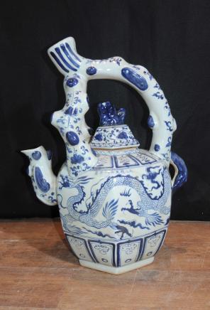 CHINESE KANGXI PORCELAIN TEA POT VASE URN BLUE WHITE POTTERY CHINESE KANGXI PORCELAIN TEA POT VASE URN BLUE WHITE POTTERY