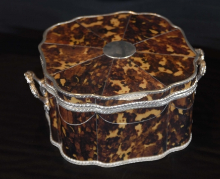 ENGLISH SILVERPLATE & TORTOISESHELL MELON CORNER BOX ENGLISH SILVERPLATE & TORTOISESHELL MELON CORNER BOX