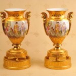 PAIR FRENCH PARIS PORCELAIN CLASSIC URNS STANDS VASE PAIR FRENCH PARIS PORCELAIN CLASSIC URNS STANDS VASE