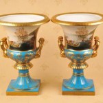 PAIR FRENCH PARIS SEVRES HAND PAINTED NAVAL URNS VASESPAIR FRENCH PARIS SEVRES HAND PAINTED NAVAL URNS VASES