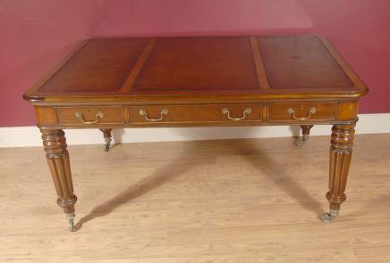 English Mahogany Victorian Gillows Partners Desk Writing Table English Mahogany Victorian Gillows Partners Desk Writing Table