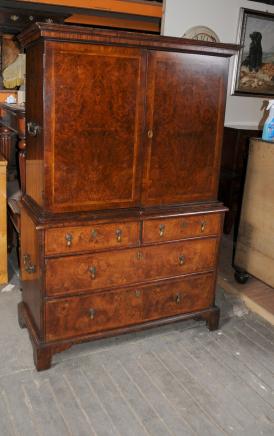 George I Walnut Cabinet On Chest Möbel George I Walnut Cabinet On Chest Möbel