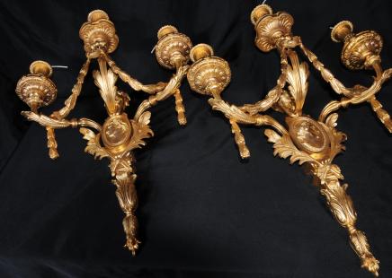 Paar Regency Ormolu Rococo Sconces Appliques Wandleuchten Paar Regency Ormolu Rococo Sconces Appliques Wandleuchten
