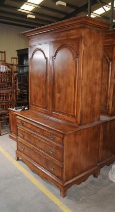 Oak Linen Cabinet Drinks Chest Farmhouse Furniture