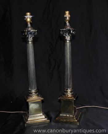 Paar italienische Ormolu korinthischen Säule Tischleuchten Leuchten