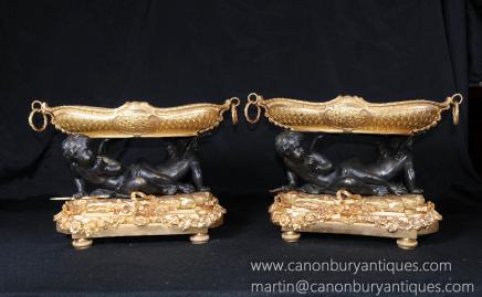 Coppia francese Bronzo Bronzo dorato Cherubino Tazza Piatti Ciotole Clodion Coppia francese Bronzo Bronzo dorato Cherubino Tazza Piatti Ciotole Clodion