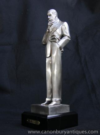 Art Deco Bronze The Smoker Männliche Statue von JC Leyendecker