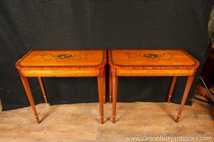 Deux Sheraton peint consoles hall Table Regency Musical Instruments Deux Sheraton peint consoles hall Table Regency Musical Instruments