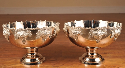 Pair Sheffield Silber Plattenstanze Bowls Englisch