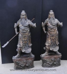 Gorgeous pair of bronze Japanese Samurai warriors