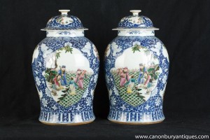 Pair Yuan Blue and White Chinese Porcelain Ginger Jars Urns Vases
