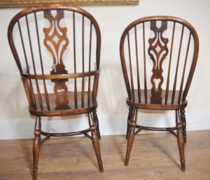 8 Antique Windsor Kitchen Dining Chairs Set