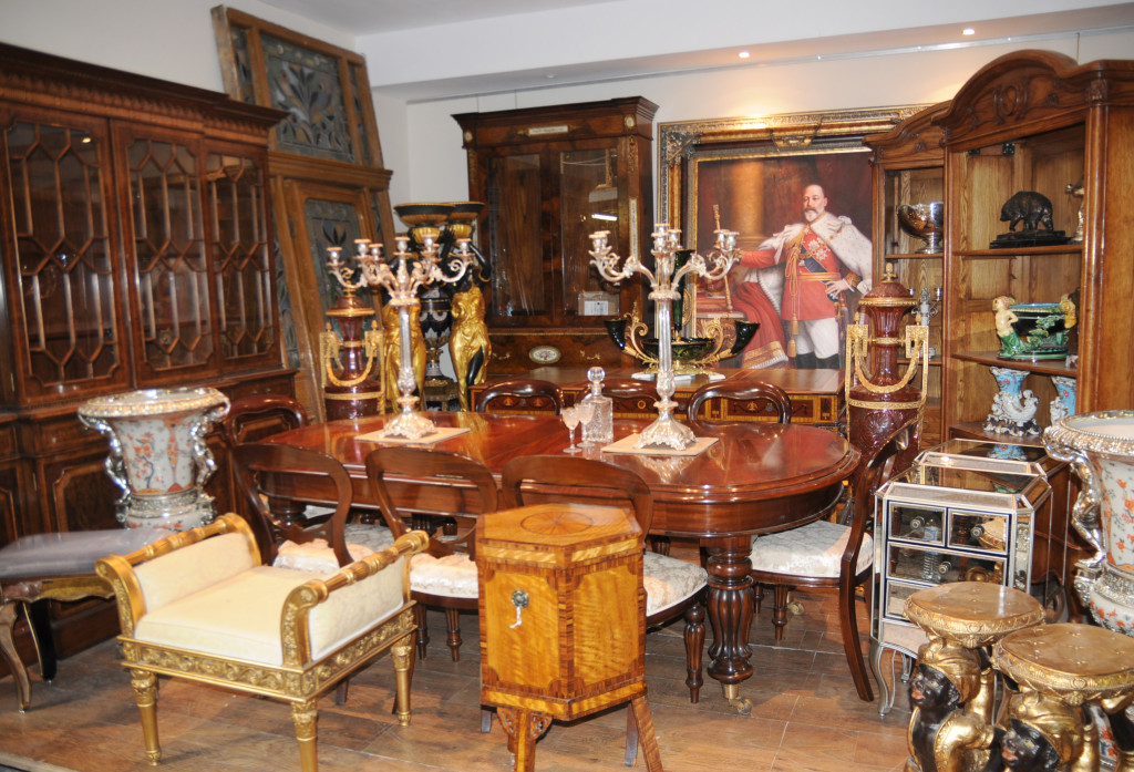 Canonbury Antiques Hertfordshire showroom
