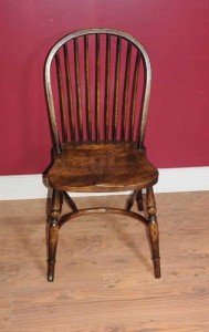Set 8 English Bow Back Country Windsor Chairs