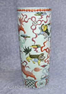 Chinese Porcelain Qianlong Dragon Umbrella Stand Urn Vase