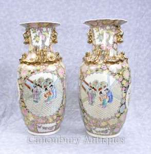Pair Chinese Cantonese Porcelain Vases Urns Hand Painted Canton