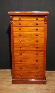 Antique Victorian Wellington Chest Mahogany Campaign Furniture